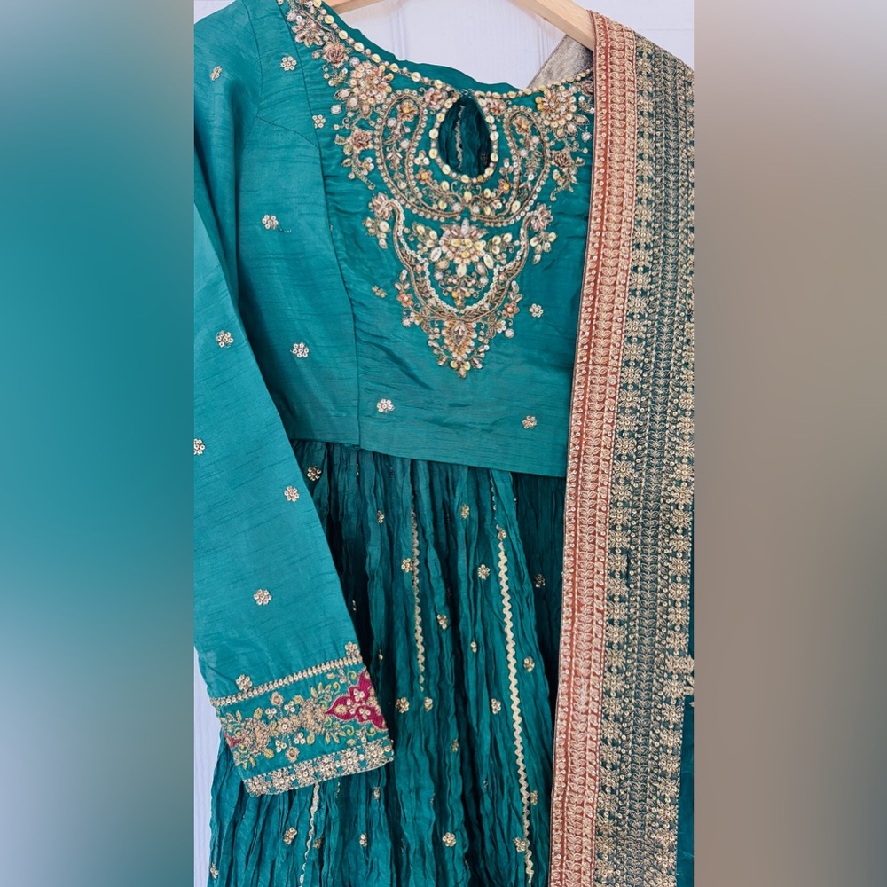 MARIA.B. 3 Piece Embroidered Raw Silk Lehenga Choli/Party/wedding wear Pakistani - Picture 6 of 15